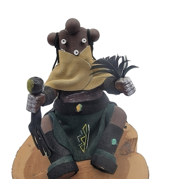 Vintage Mudhead sitting Kachina signed Dada Yazzie - Picture 2 of 11